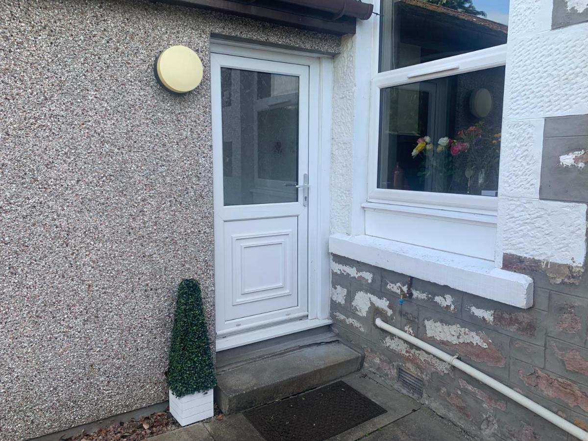 Inverness City Studio Apartment Sleeps 2 Dalneigh Exterior photo